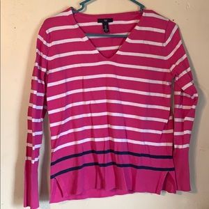 Gap sweater